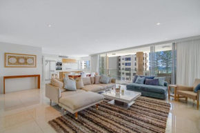 Maili 6 Luxury sky home apartment in Rainbow Bay Coolangatta Wi-Fi Included